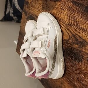 Puma Velcro Sneakers